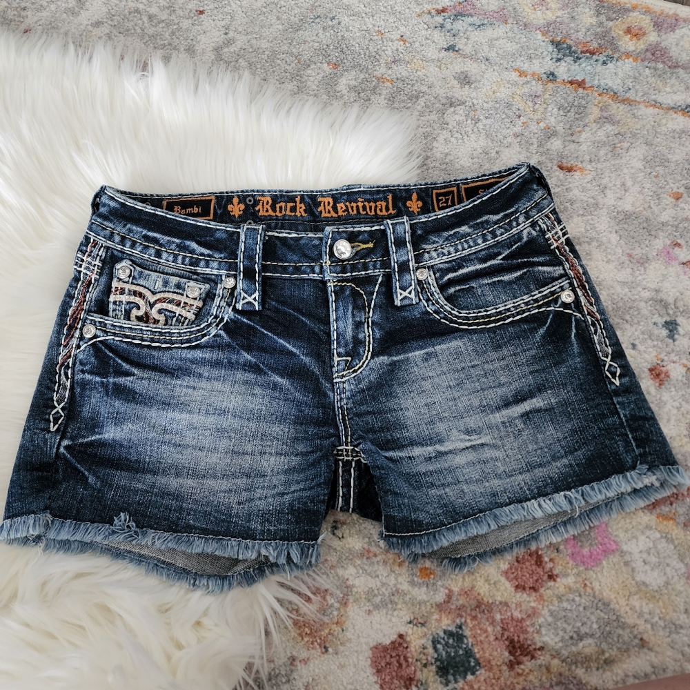 NWOT Rock Revival Bambi Shorts Size 27